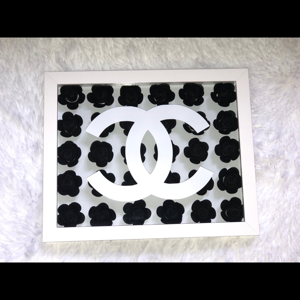 Shadow Box - Picture 2 of 6